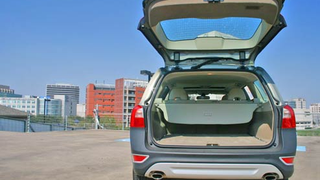 2009 Volvo XC70 T6, Part Three
